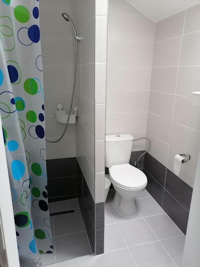 Apartmany Amalia بييشتِني المظهر الخارجي الصورة