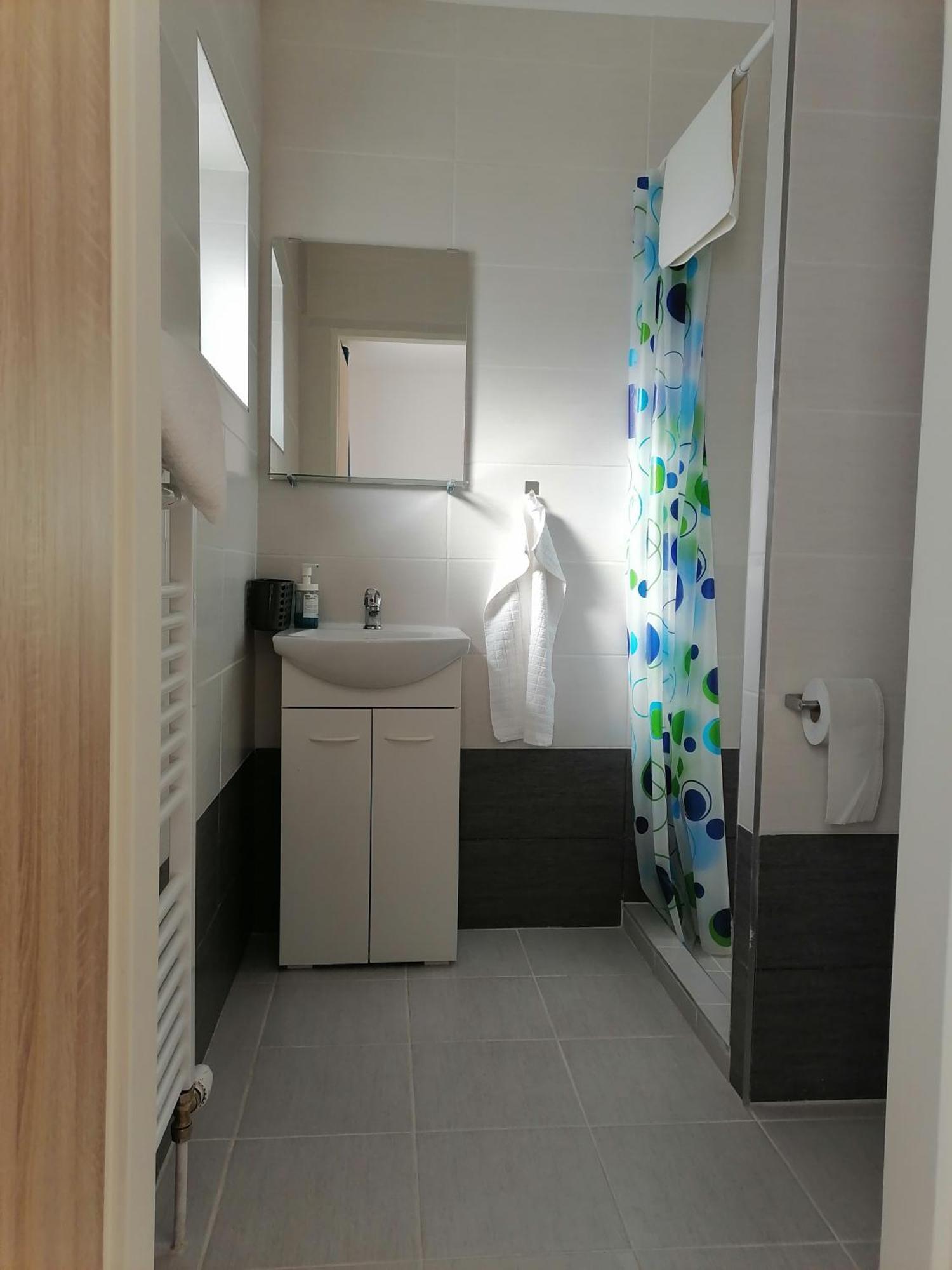 Apartmany Amalia بييشتِني المظهر الخارجي الصورة