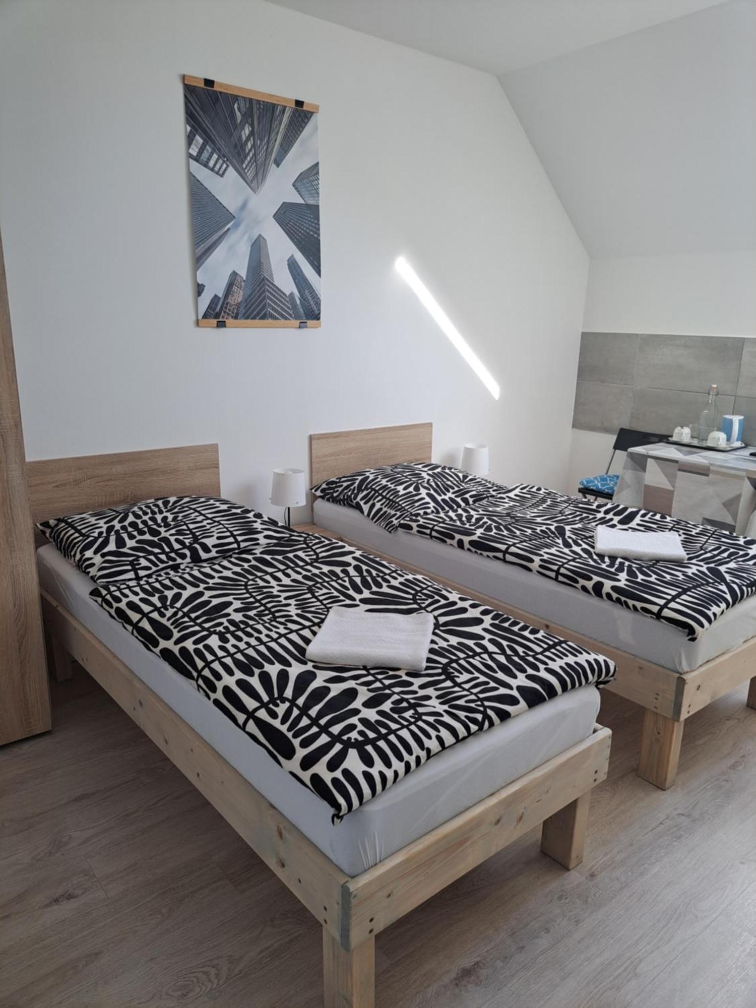Apartmany Amalia بييشتِني المظهر الخارجي الصورة