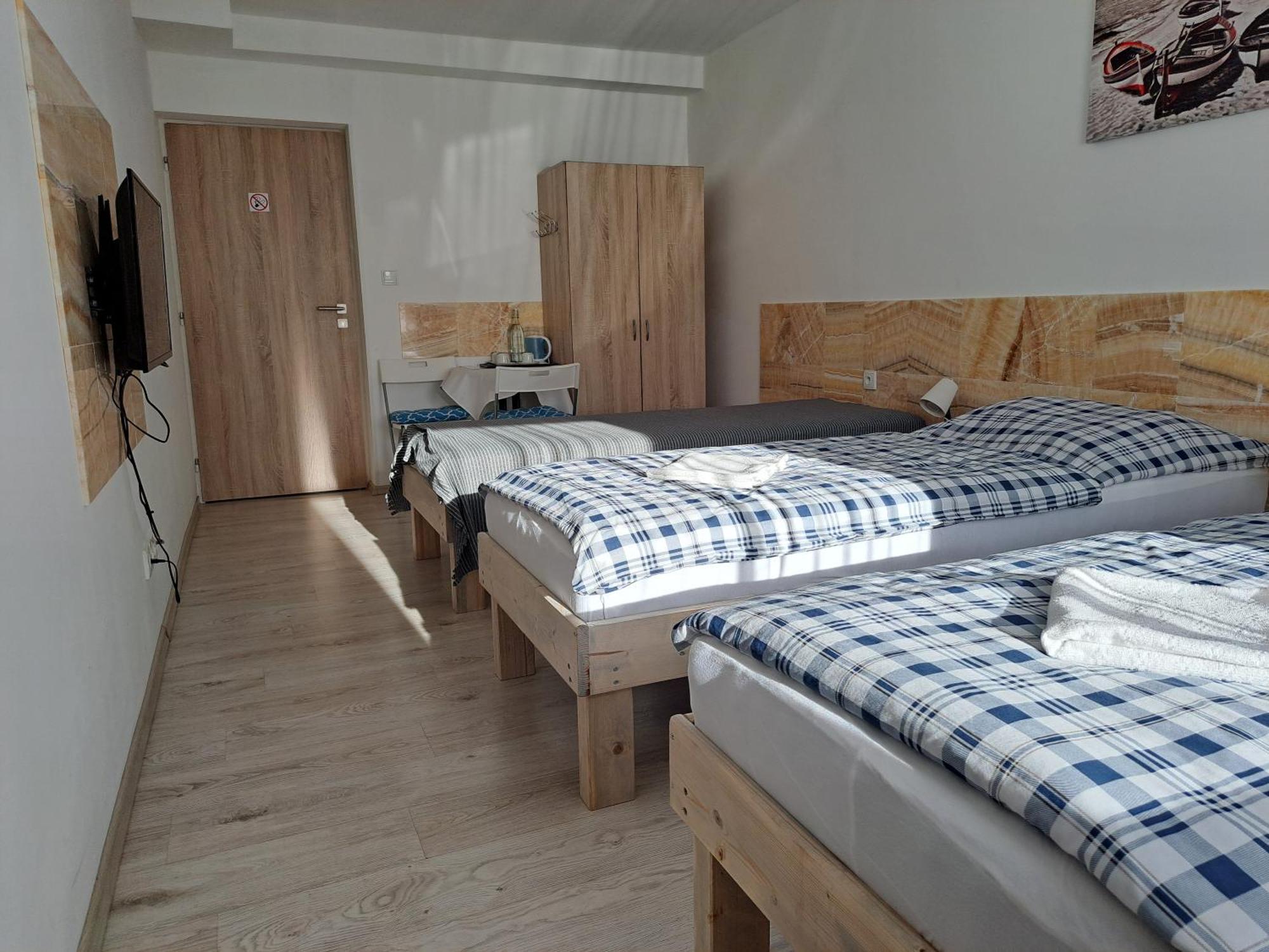 Apartmany Amalia بييشتِني المظهر الخارجي الصورة